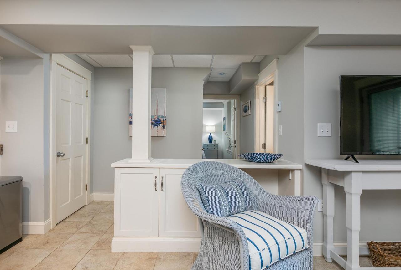 Beautiful Private Oasis - On The River'S Edge Kennebunk Exteriör bild